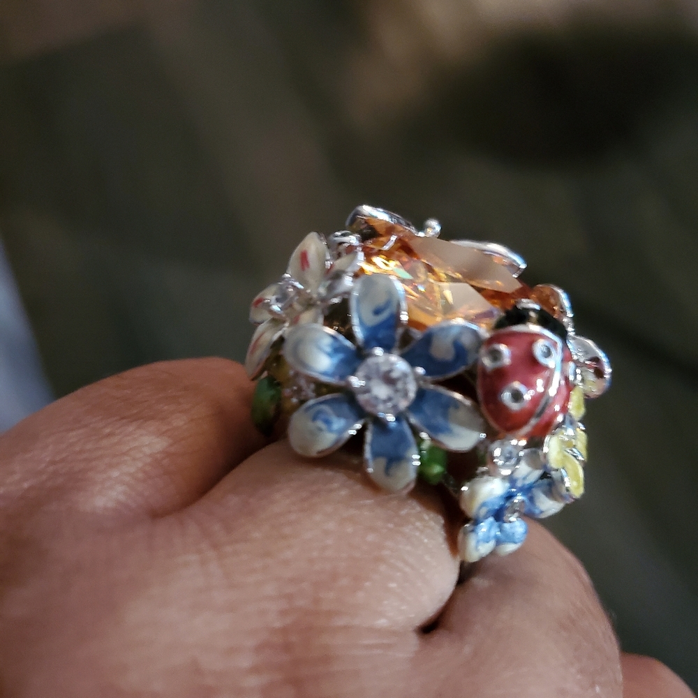 Upscale Fashion Statement Ring - image 2